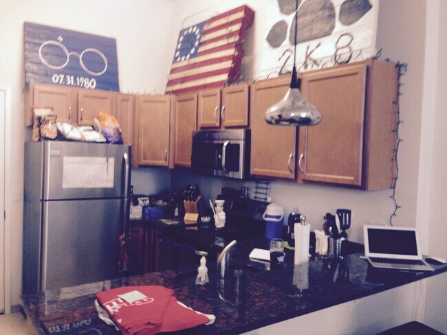 Building Photo - 4368 Cresson Street, Unit 202