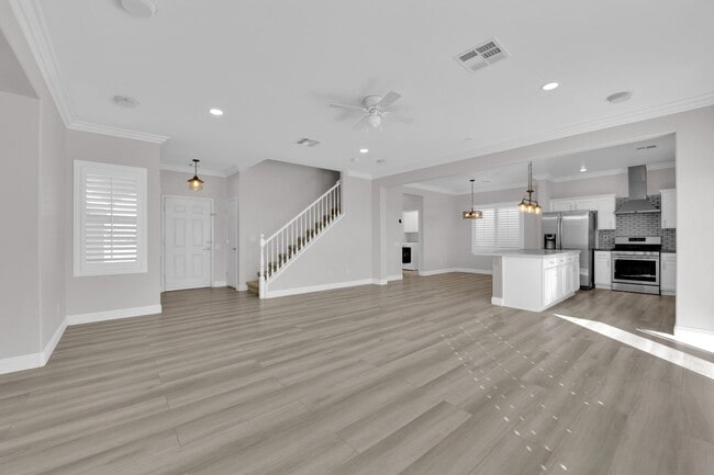 Building Photo - Upgraded 3 Bedrooms, 2.5 Bathrooms home in...