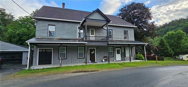 12 Beechwoods Rd Unit 2  