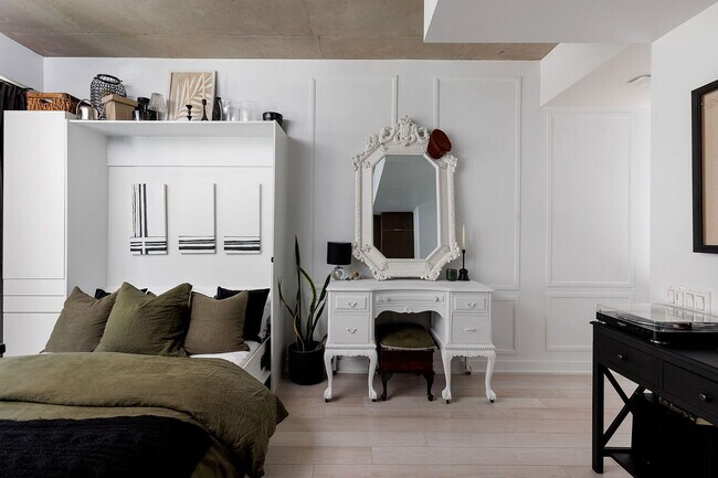 Photo du bâtiment - 5 Hanna Ave