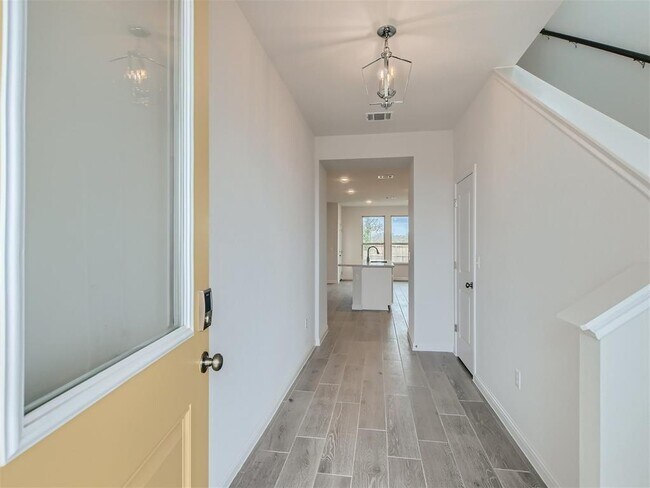 Building Photo - 8601 McKamy Dr