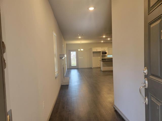 Building Photo - 8705 Tudor Pl