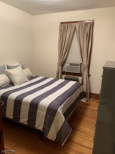 Foto del edificio - 232 Totowa Rd