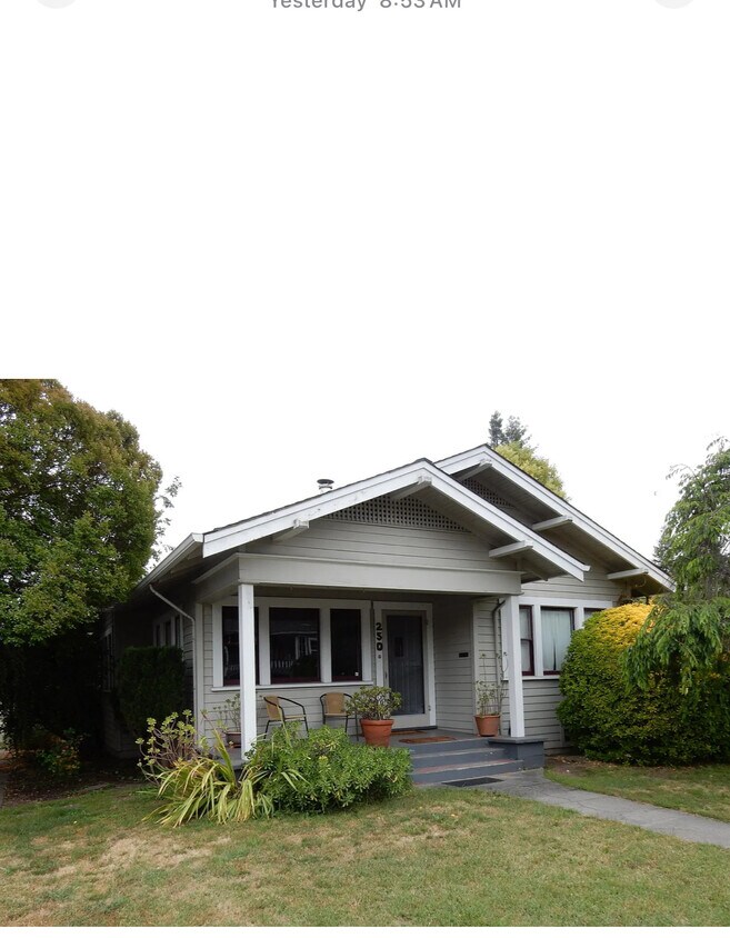 Primary Photo - 250 Benton St