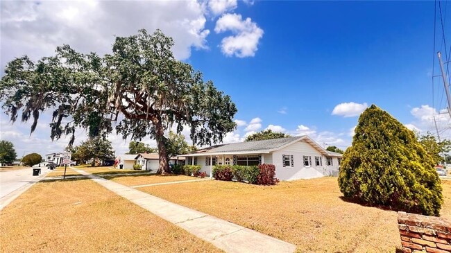 Foto del edificio - 4709 Redfern Dr