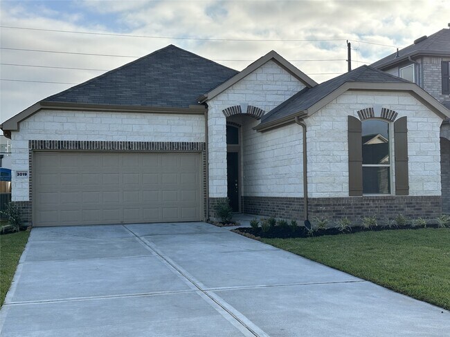 Foto del edificio - 3019 Kastania Ln