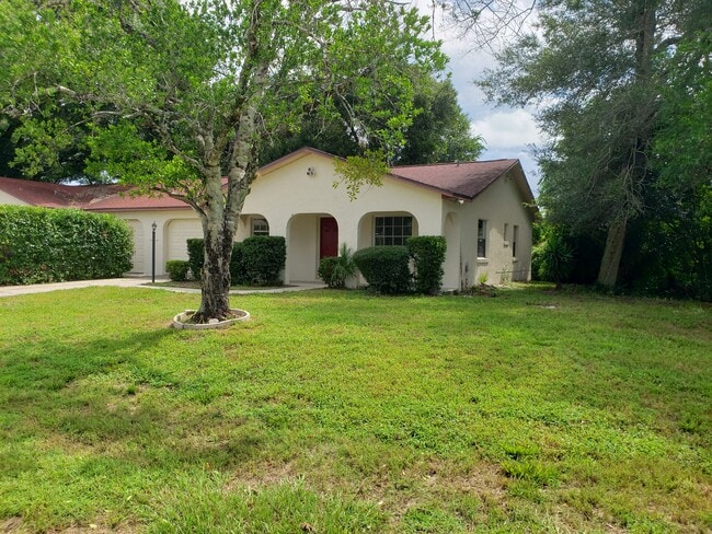 Building Photo - 41 Hydrangea Ln