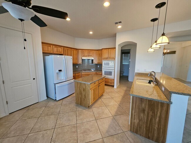 Foto del edificio - 55+ Community Fox Creek