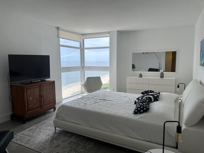Foto del edificio - 1370 S Ocean Blvd