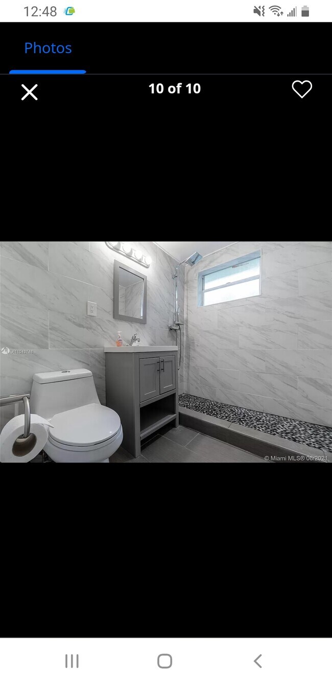 Bathroom - 1275 Marseille Dr