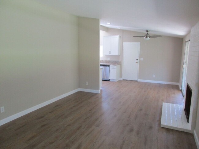 Foto del edificio - Remodeled Single Story House in Serra Mesa