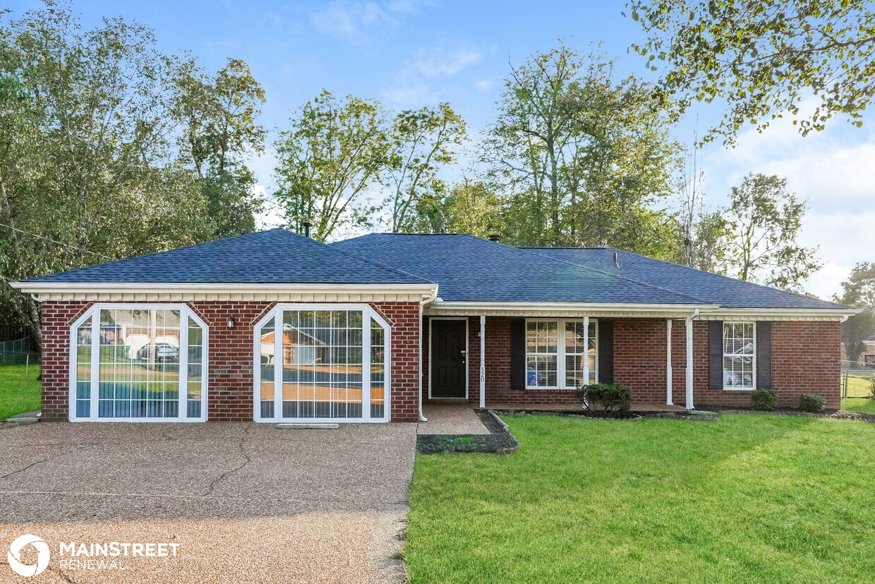 Foto principal - 520 Williamsport Dr