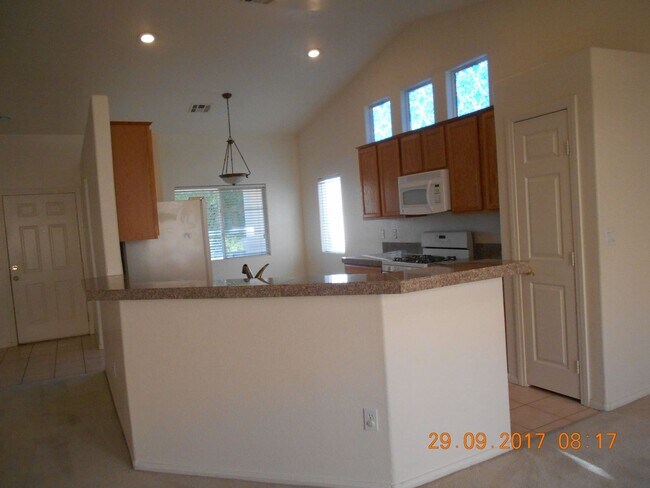 Building Photo - 3 br, 2 bath House - 8073 Villa Fiesta St.