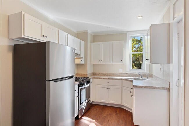 Foto del edificio - Lovely, renovated three bedroom, one and half bath in York City!