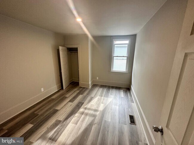 Foto del edificio - 113 N Coal St