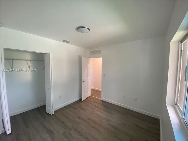 Building Photo - 1781 NW 65th St