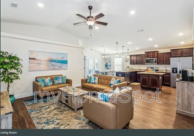 Building Photo - 6315 Redberry Dr
