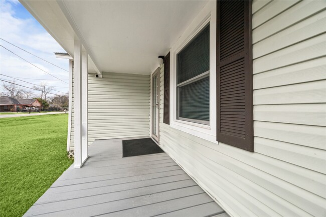 Foto del edificio - 12537 Terrance St