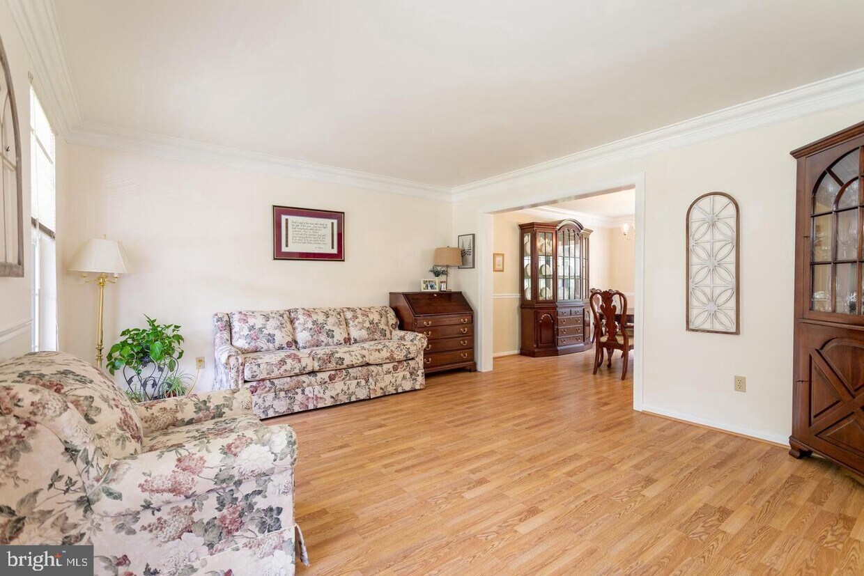 41 Oakview Dr, Newark, DE 19702 House Rental in Newark, DE