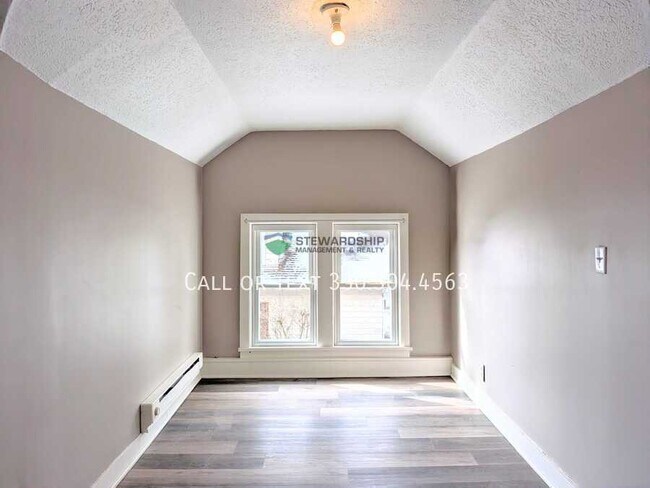 Foto del edificio - 133 Catherine St