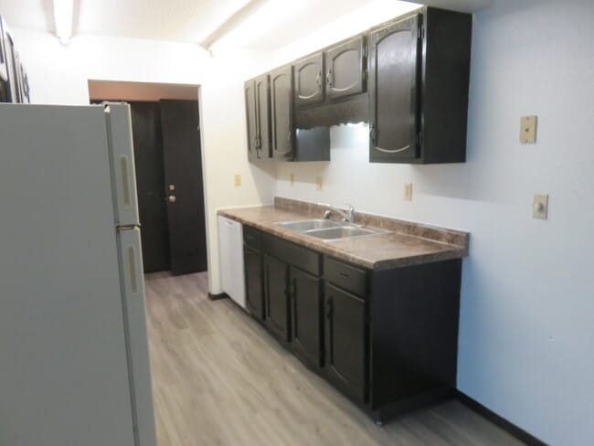 Building Photo - 1360 32nd St South