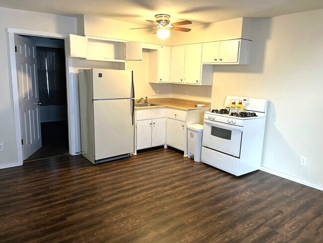 Foto del edificio - 342 W 21st St