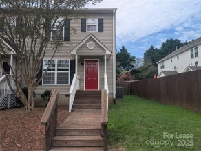 Building Photo - 1505 Flintwood Dr