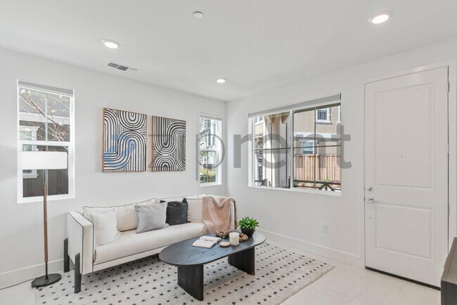 Foto del edificio - 37380 Watersail Way