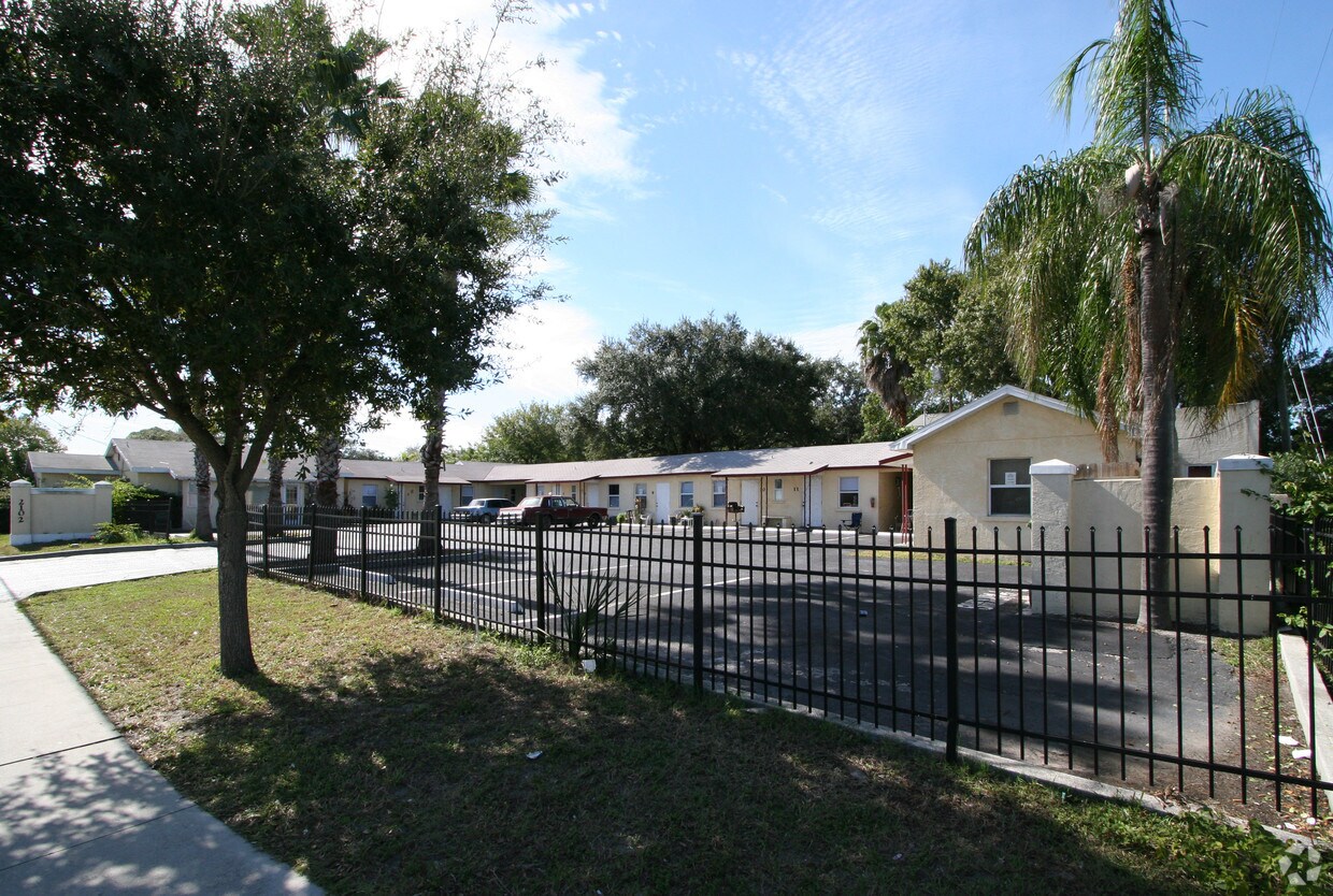 Primary Photo - 2012 9th St
