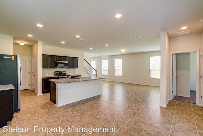 Building Photo - 4 br, 3 bath House - 11309 Lago de Garda Dr