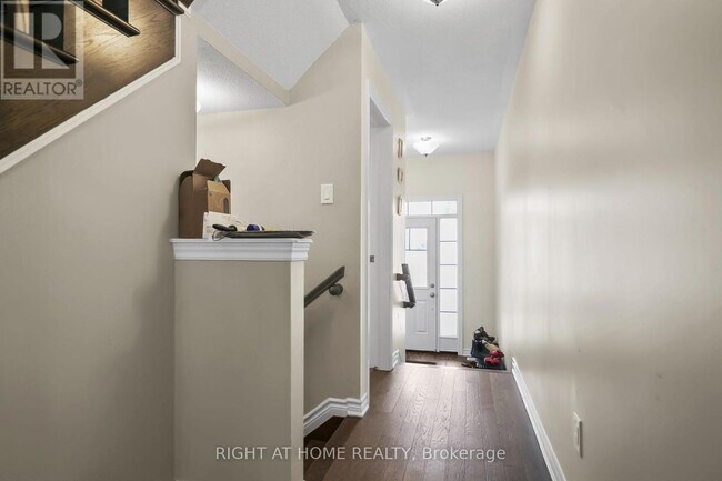 Building Photo - 209 Hartsmere Dr