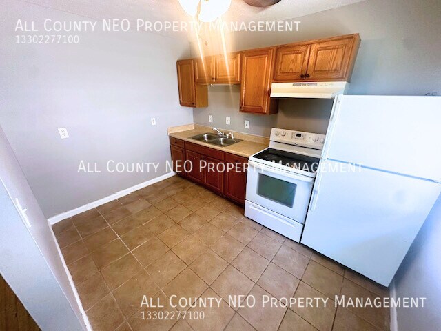 Foto del edificio - 1 bedroom, 1 bathroom in Cleveland availab...