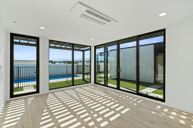 Foto del edificio - 13848 Scenic Crest Cir