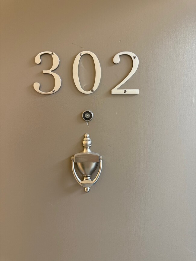 Photo - 309 S Sherbourne Dr (Los Angeles, CA) Apartment