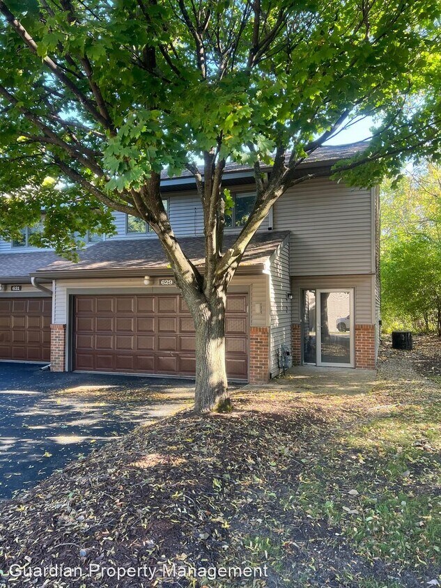Foto principal - 2 br, 1 bath House - 629 Dorland Rd S