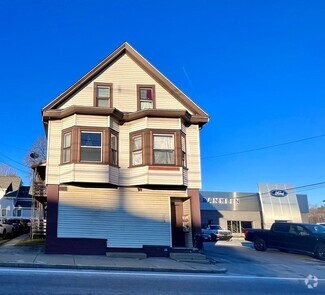 Building Photo - 155 E Central St