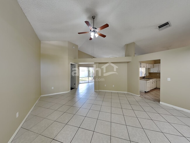 Building Photo - 1821 Rudder Dr