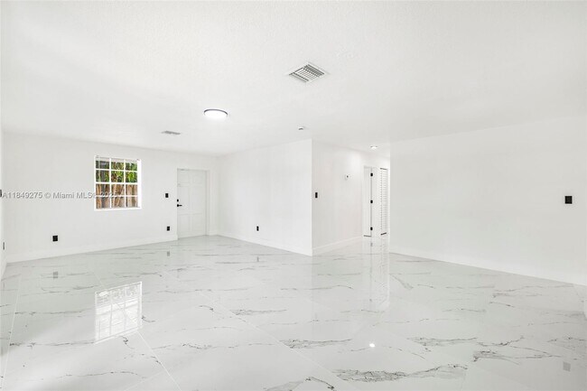 Foto del edificio - 10520 SW 160th St