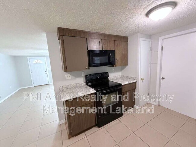 Foto del edificio - 827 W Carole St