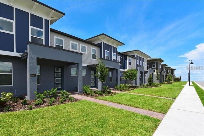 Foto del edificio - 7055 Carrickbend Ln