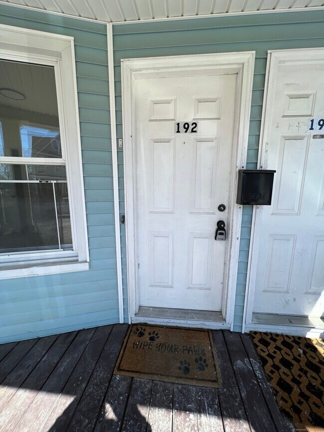 Foto del edificio - 190 Whitney Ave