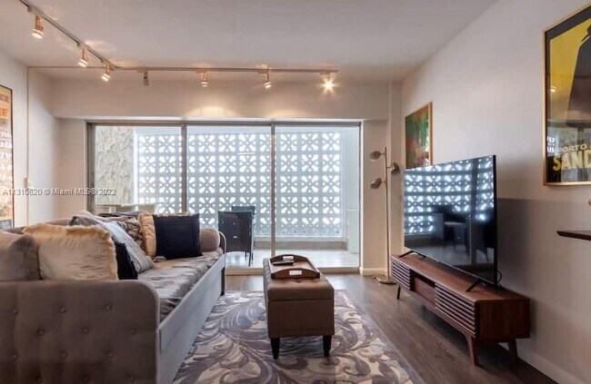 3429 Galt Ocean Dr Unit Right photo'