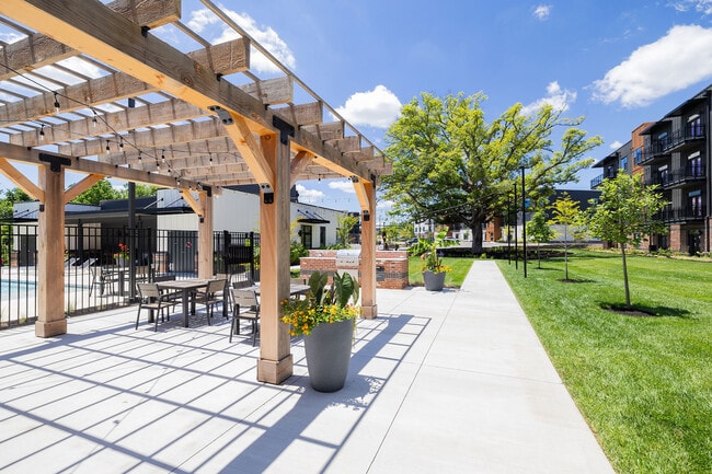 Building Photo - City West at Turkey Creek