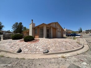 Building Photo - 3228 Mountain Ridge Dr