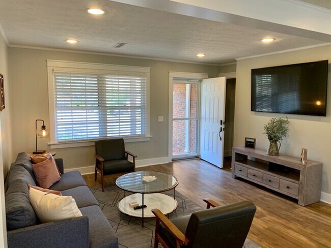 Foto del edificio - 1020 Rustic Ridge Rd