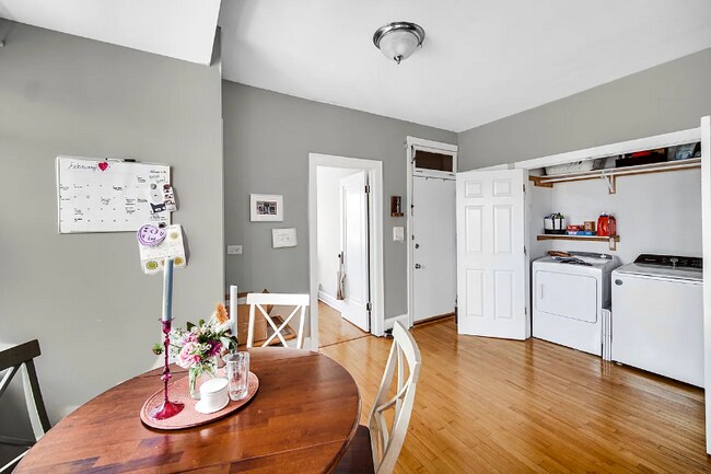 Foto del edificio - 3115 N St Louis Ave