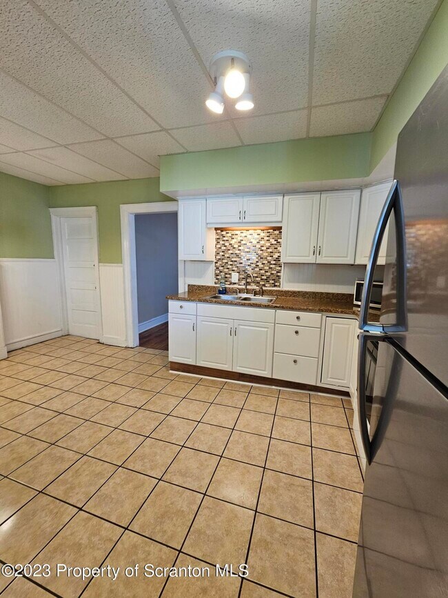 Foto del edificio - 543 N Sumner Ave