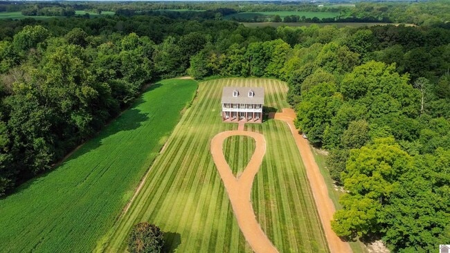 Building Photo - 2500 Biggs Rd