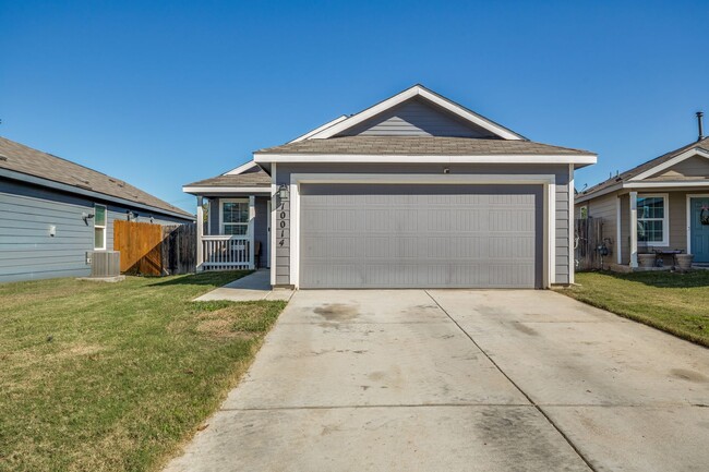 Building Photo - 3-BEDROOM HOME IN BRAUN LANDING