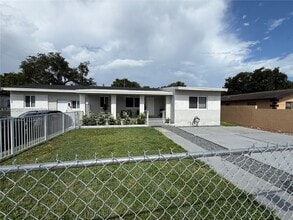 Building Photo - 6825 NW 5th Ct